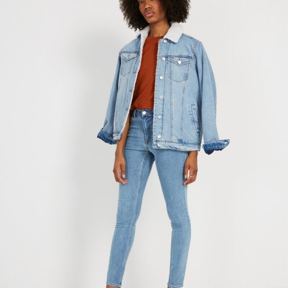 High Waist Skinny Jean in Light Indigo - Picture 3 of 3